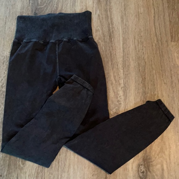 Free People Movement Good Karma Leggings in Black Size XS - Picture 15 of 16